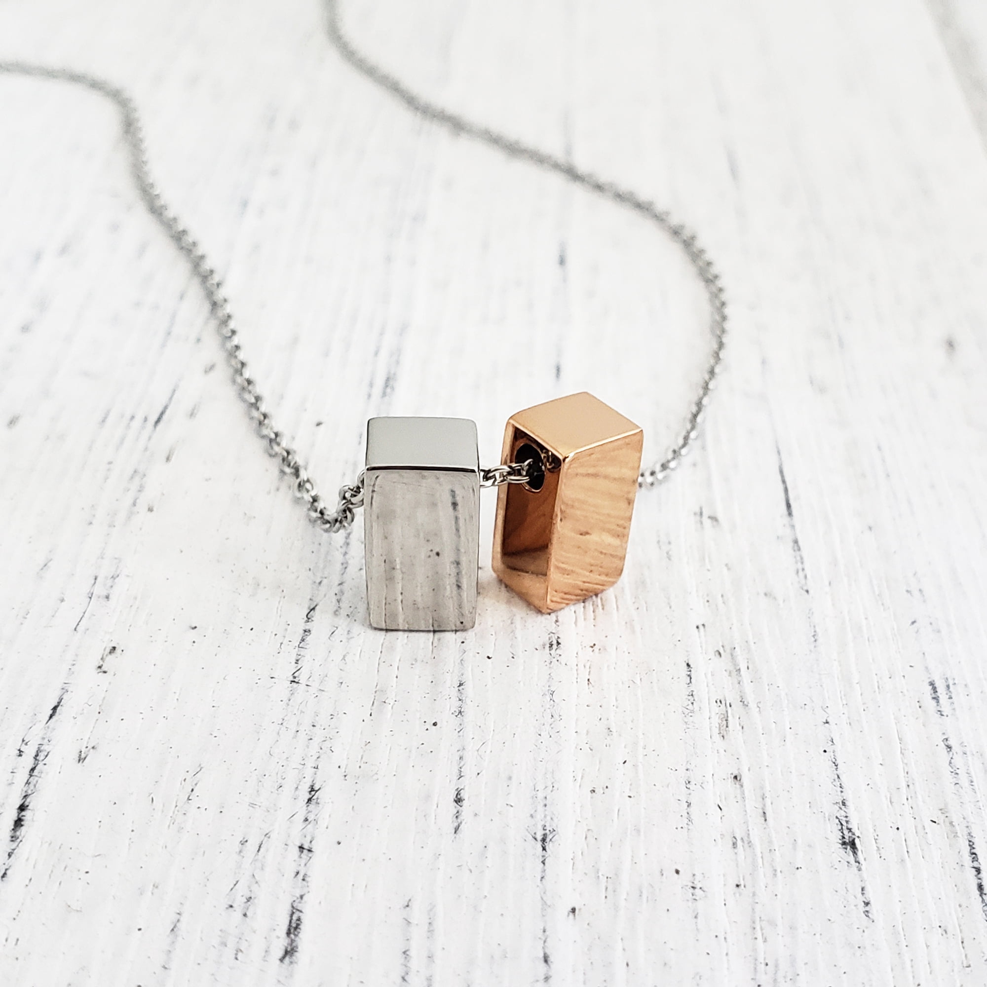 To My God Mother Mother's Day Gift, Gift for Her, Godmother's Day Gift, Godmother's Gift for Mother's Day, Godmother's Day Necklace and Card[Silver and Rose Gold Cube,Blue-Purple Gradient]
