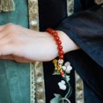 thumbnail image 5 of Pulsera de cornalina oriental hecha a mano para mujer, estilo retro literario, Mediano, Rojo -, 5 of 5