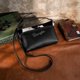 thumbnail image 2 of Bolso de hombro Montana West Wrangler Vintage de cuero negro, 2 of 6