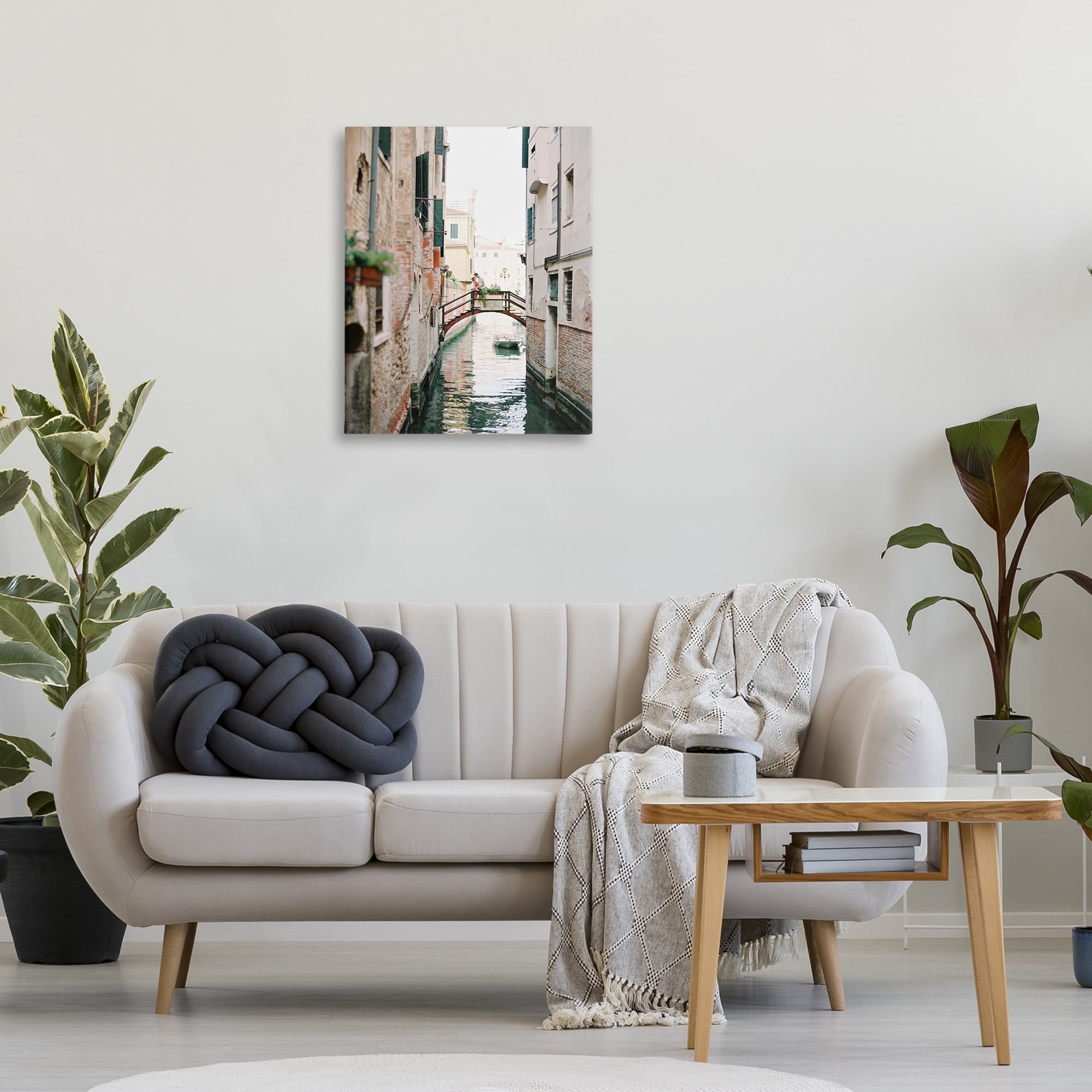 Stupell Industries Couple on Canal Bridge Town & City Photography Gallery Wrapped Canvas Art Print Wall Art, 24 x 30
