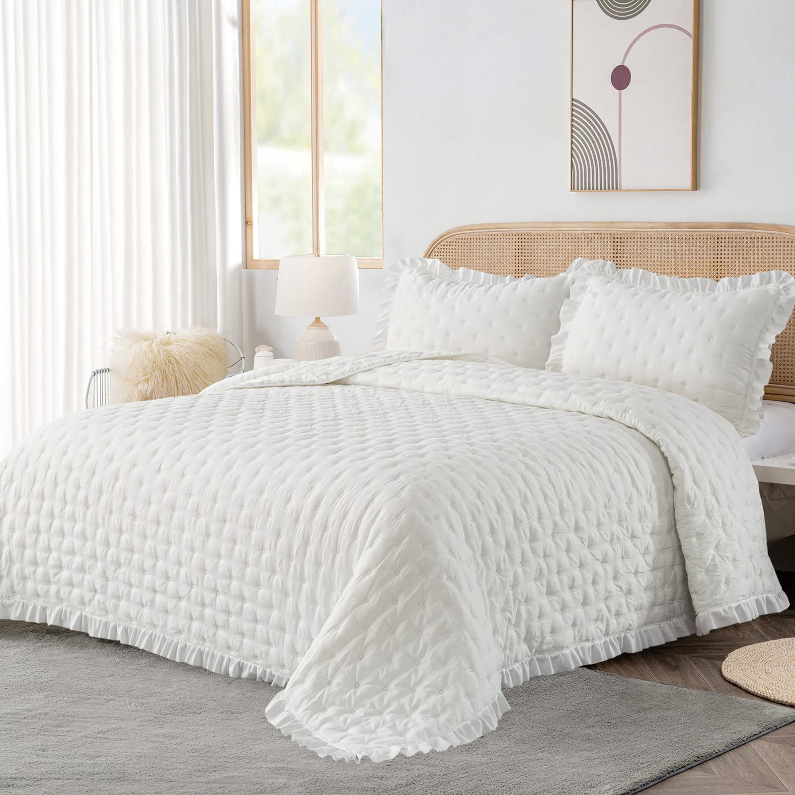 King Qult Set, 3-Piece Soft Warm Ultrasonic Reversible Pleated Ruffled Coverlet Bedspread Set with 2 Pillow Shams, 104x90 inch, White