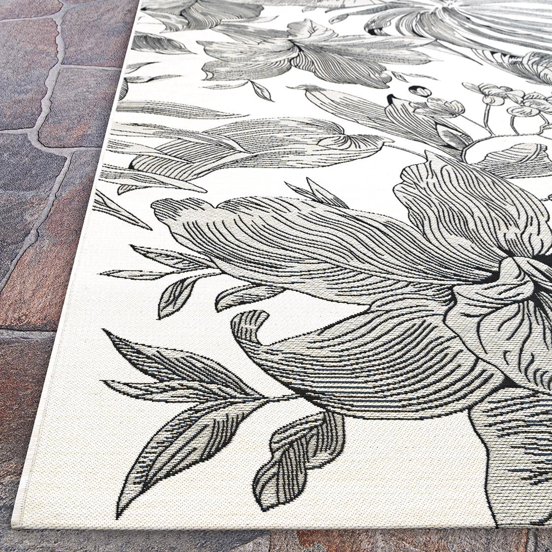 Couristan Dolce Flora 2'3" x 3'11" Snow Indoor/Outdoor Rug
