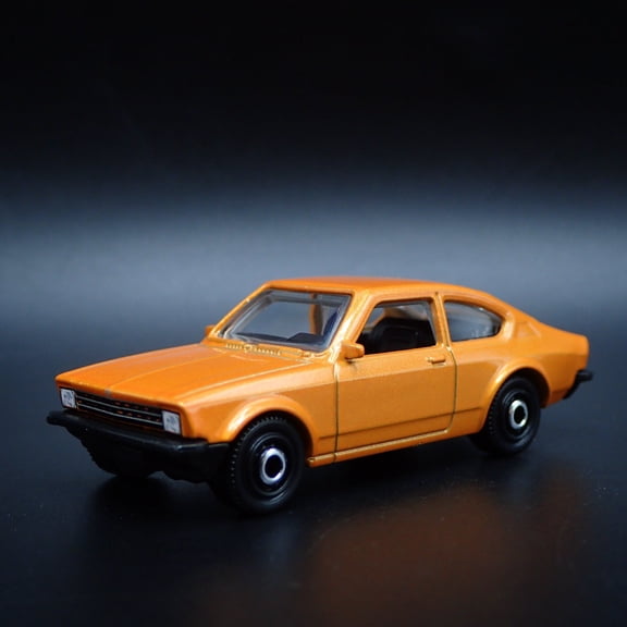 Open Box 1973-1979 OPEL KADETT COUPE 1:64 SCALE COLLECTIBLE DIORAMA DIECAST MODEL CAR