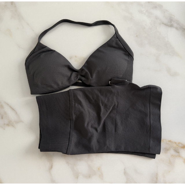 Conjunto de gimnasio de impacto de 2 piezas para mujer, sujetador de Yoga con tiras, Top de entrenamiento, pantalones cortos, traje deportivo, ropa de Fitness, conjunto de Yoga sin costuras