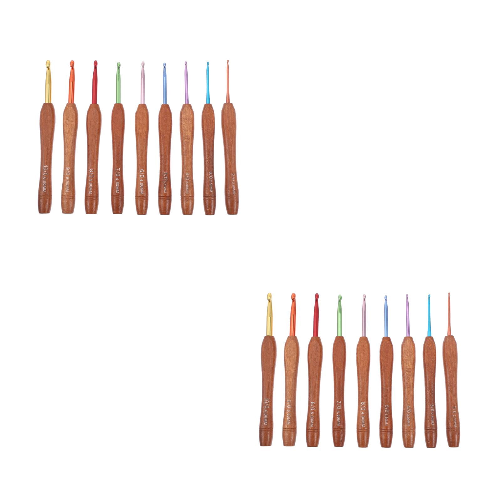 2 Pieces Crochet with Wooden Handle Sewing Machine Needles Hook