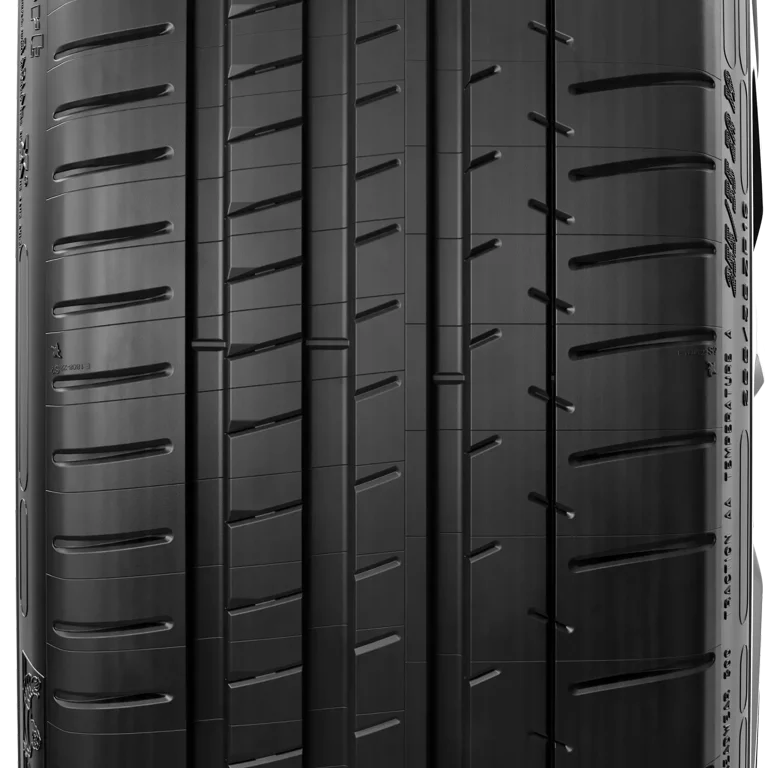 Michelin Pilot Super Sport XL Tire, Size 245/35ZR19 93Y