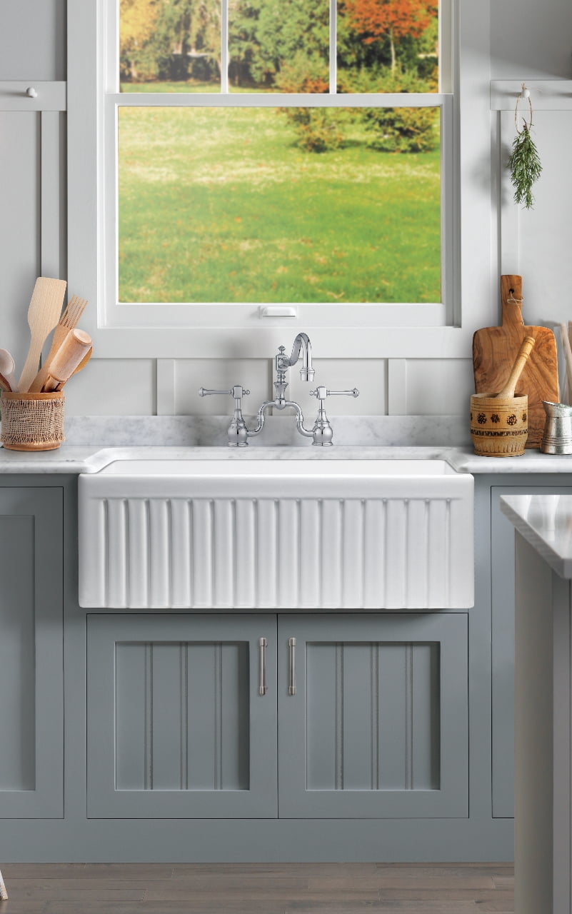 Sutton Place Farmhouse Fireclay 27" Kitchen Sink with Grid and Strainer in White