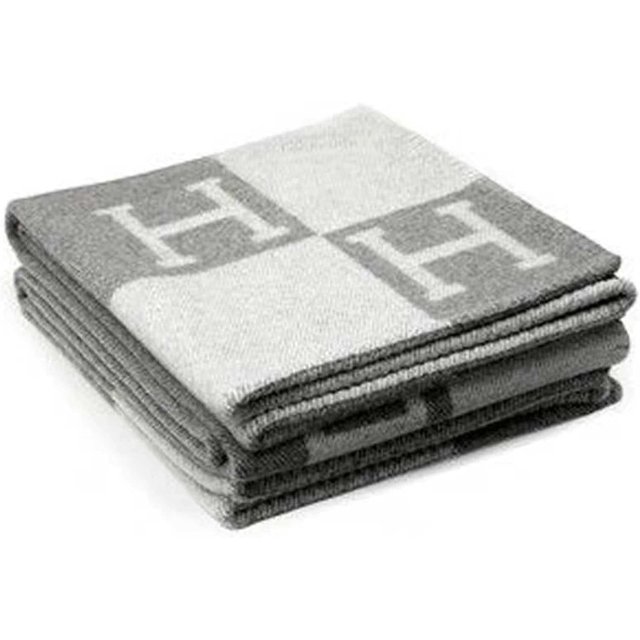 h Blanket Soft Fleece Throw Blanket: Soft Warm Portable Shawl Plush Throw Blanket Decorative Sofa Blanket for Home Decoration Leisure and Daily Use