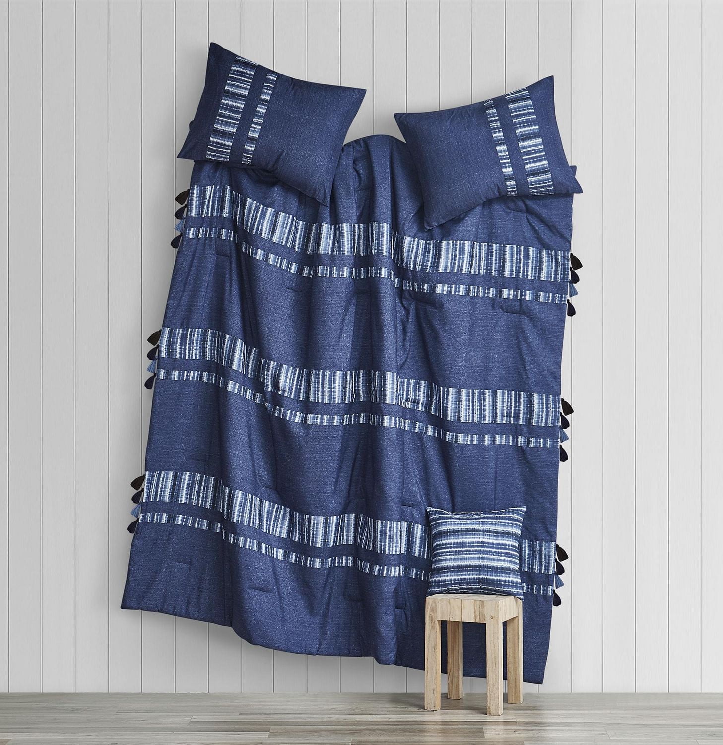 Asami Indigo 4 Piece Comforter Set Double/Queen