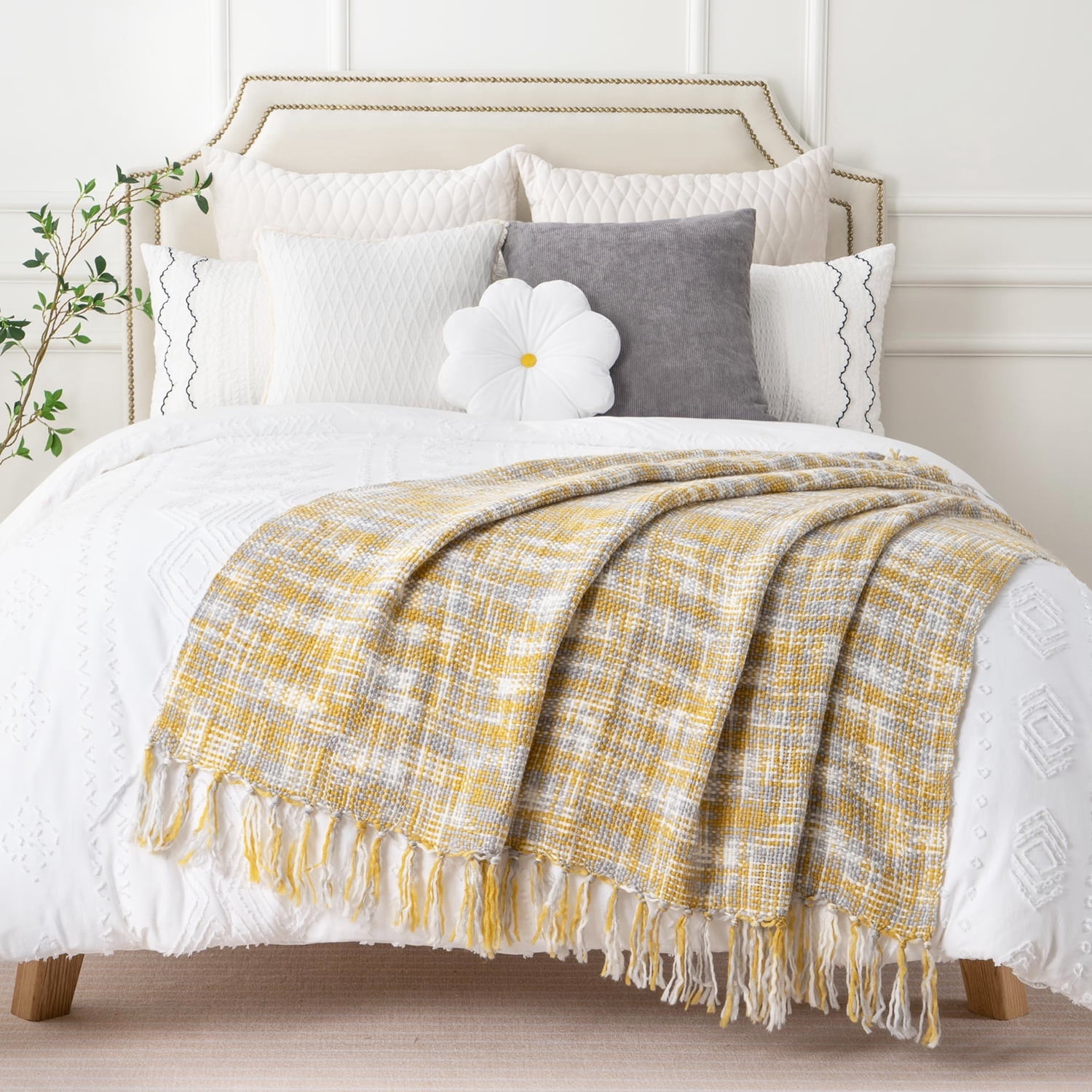 Battilo Yellow Throw Blanket for Couch,Gold Knit Throw Blankets for Bed,Summer Blankets,50"x60"