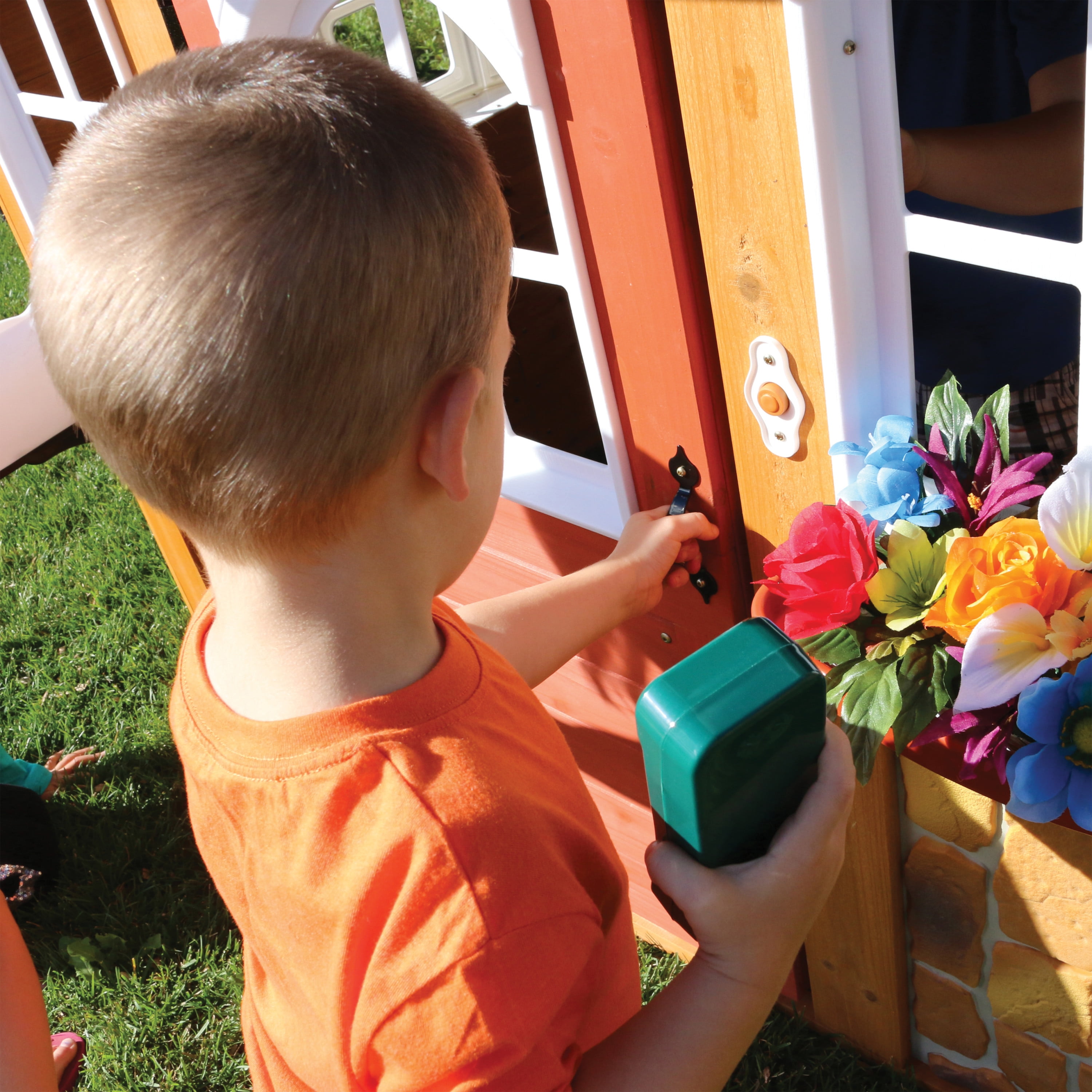 stoneycreek cedar outdoor playhouse