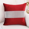 thumbnail image 1 of Ensemble de 2 Housses de Coussin Rouges pour Décoration de Canapé de Noël Taie d'Oreiller Luxueuse 18x18 Pouces, 1 of 4