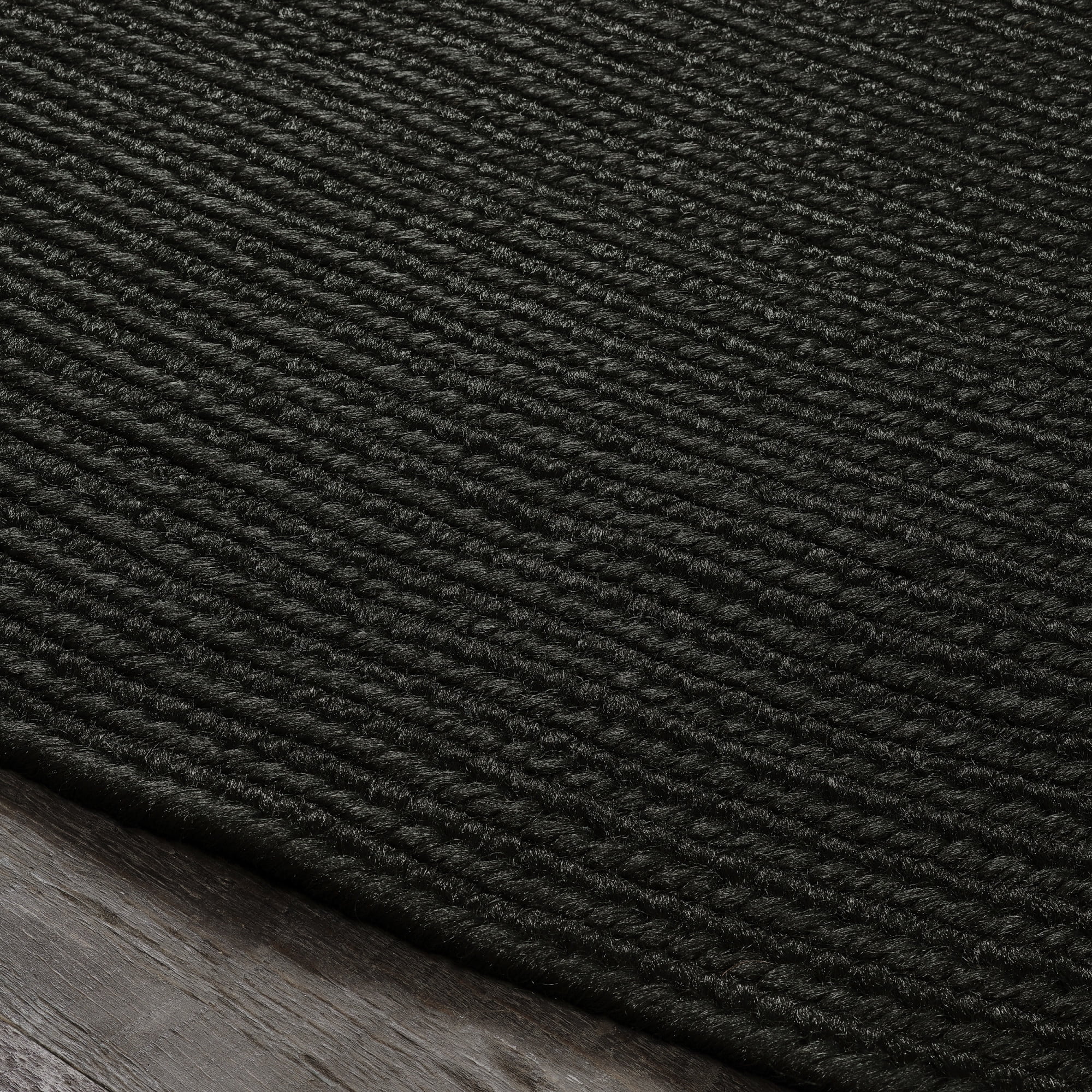 Superior Braided Solid Indoor/ Outdoor Area Rug, 4 x 6, Burgundy