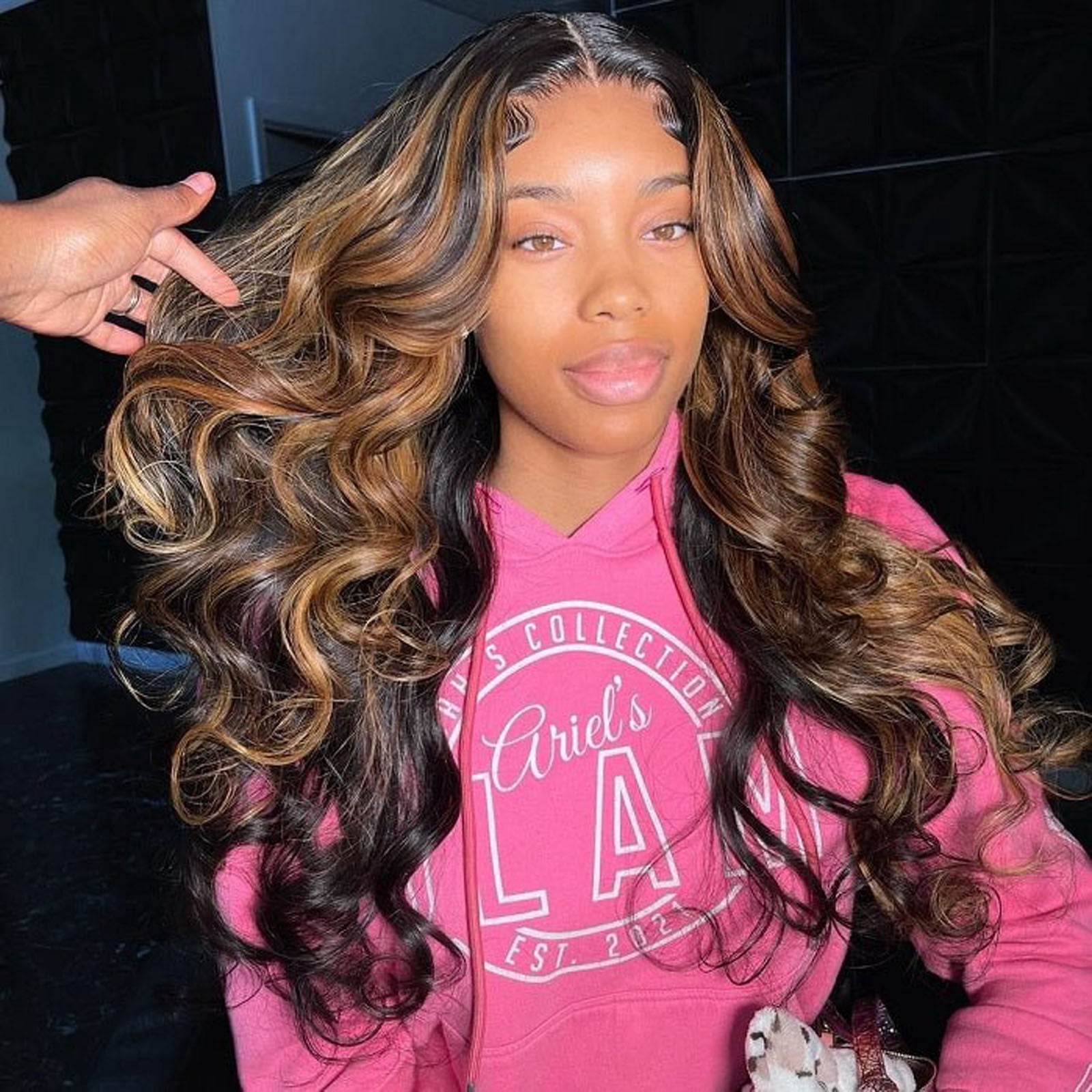 OugPiStiyk Body Wave Lace Front Wigs Long Brown 28 inches HD Lace Frontal Wigs Pre Plucked Density Honey Blonde Synthetic Body Wave Wig Sunkissed Highlight Natural Looking