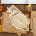 thumbnail image 4 of Sungmor Placa de Pared de Hierro Fundido Ornamentada, Relieve Clásico de Mujer en Estilo Campestre Francés, Escultura Decorativa Vintage para Hogar, Jardín o Patio, Acabado Blanco Antiguo, 4 of 8