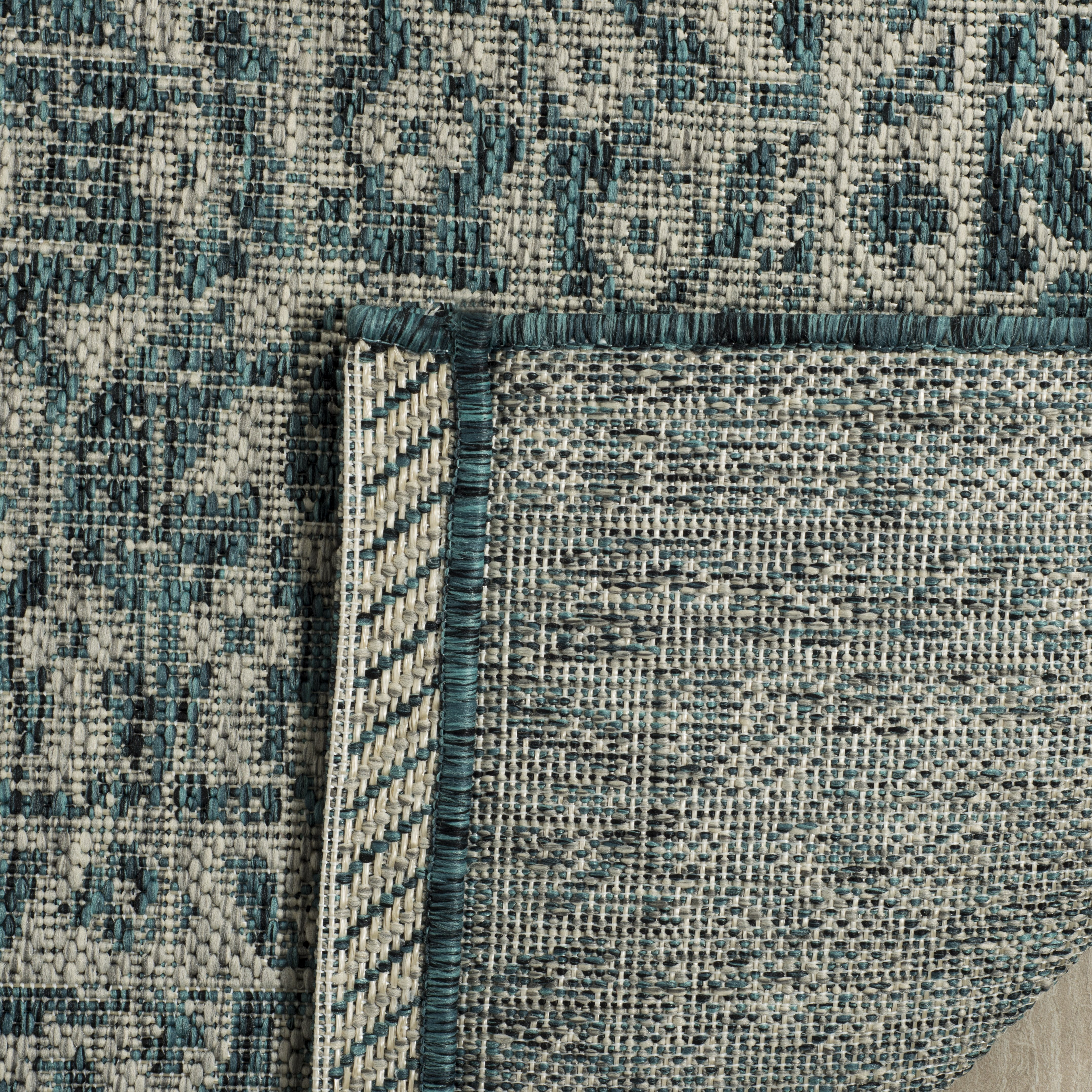 SAFAVIEH Courtyard Avi Traditional Indoor/Outdoor Area Rug, 5'3" x 7'7", Light Grey/Teal