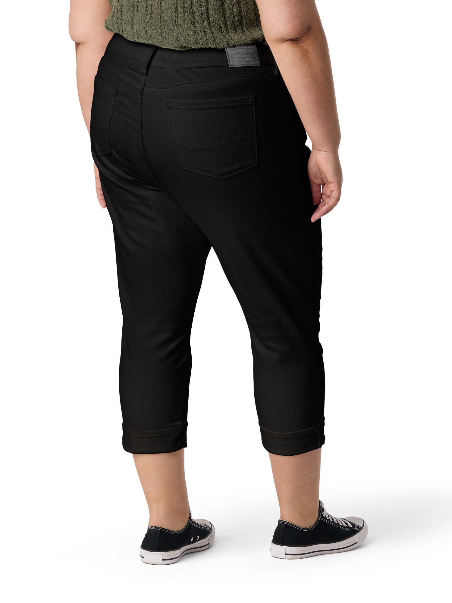 Levi Strauss Signature Women's Mid Rise Capri