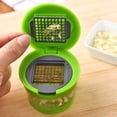 thumbnail image 4 of Kitchen Innovations Éplucheur d'Ail Récipient de Stockage Hachoir à Ail, 4 of 6