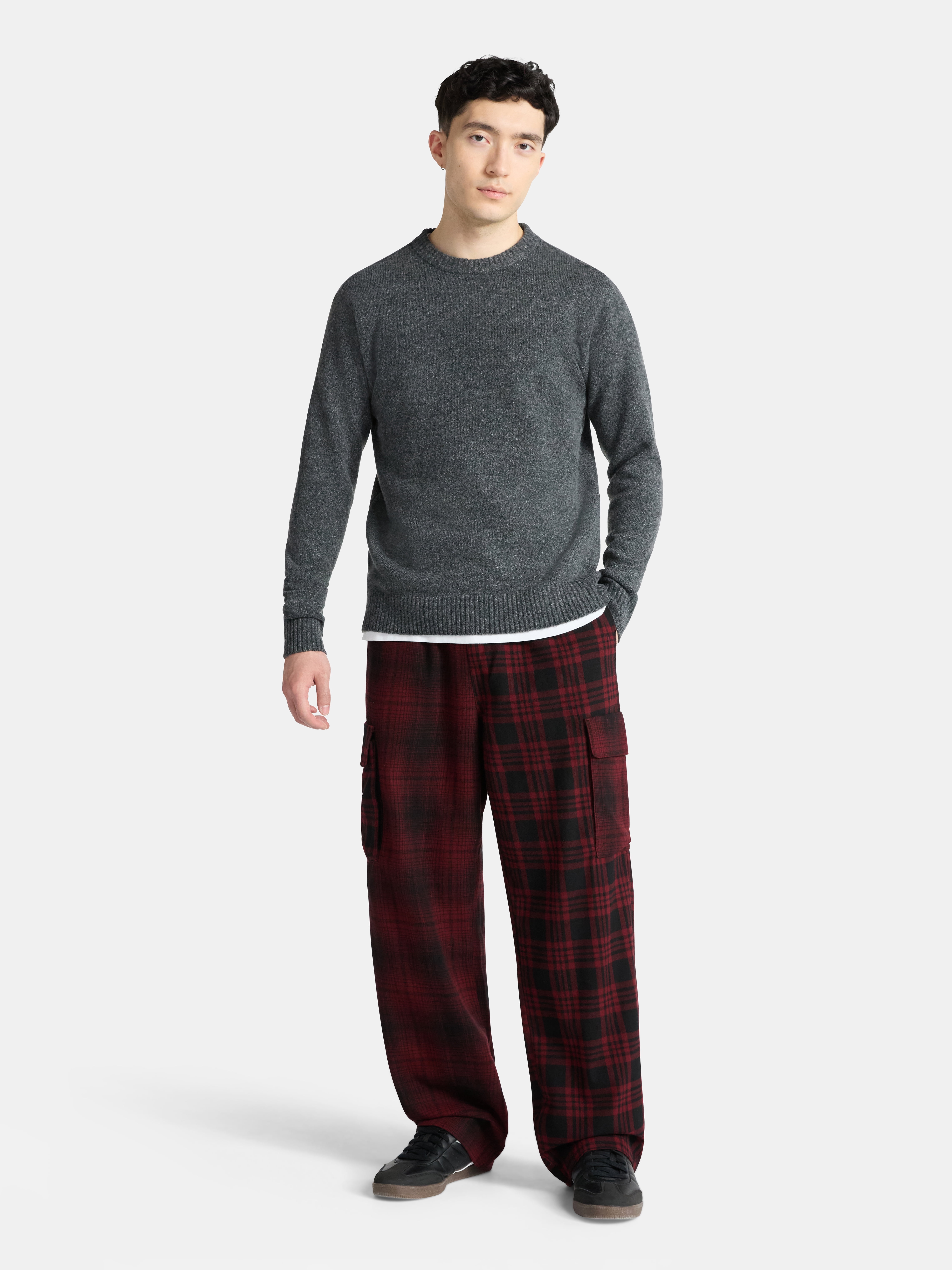 No Boundaries Crewneck Sweater with Long Sleeves, Men's
