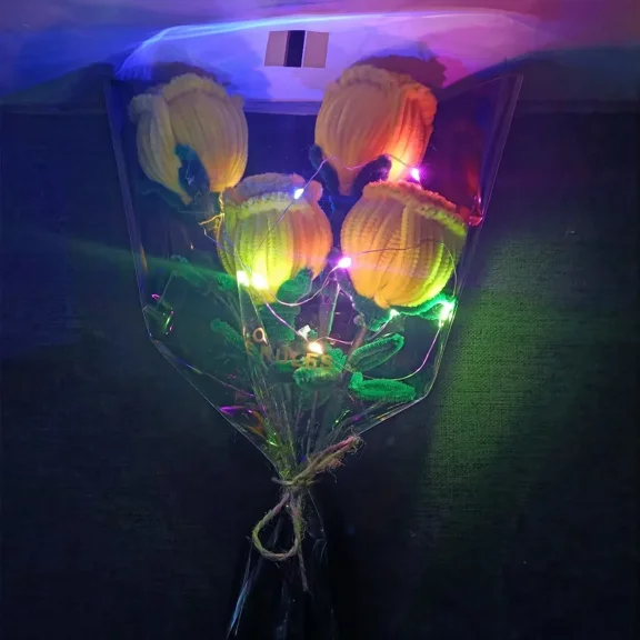 Faux Rose,Artificial Flowers Handmade Rose,LED light,Room Décor,Home Décor,Anniversary Gifts,Holiday Gifts,Mothers Day Gifts,Birthday Gifts,Teacher Gifts-4 Yellow Roses Packaged