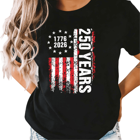 UNISHE Women's USA 250 Years 1776-2026 Distressed Flag Graphic Short Sleeve T-Shirt Black S-5XL Fashion Oversized Top