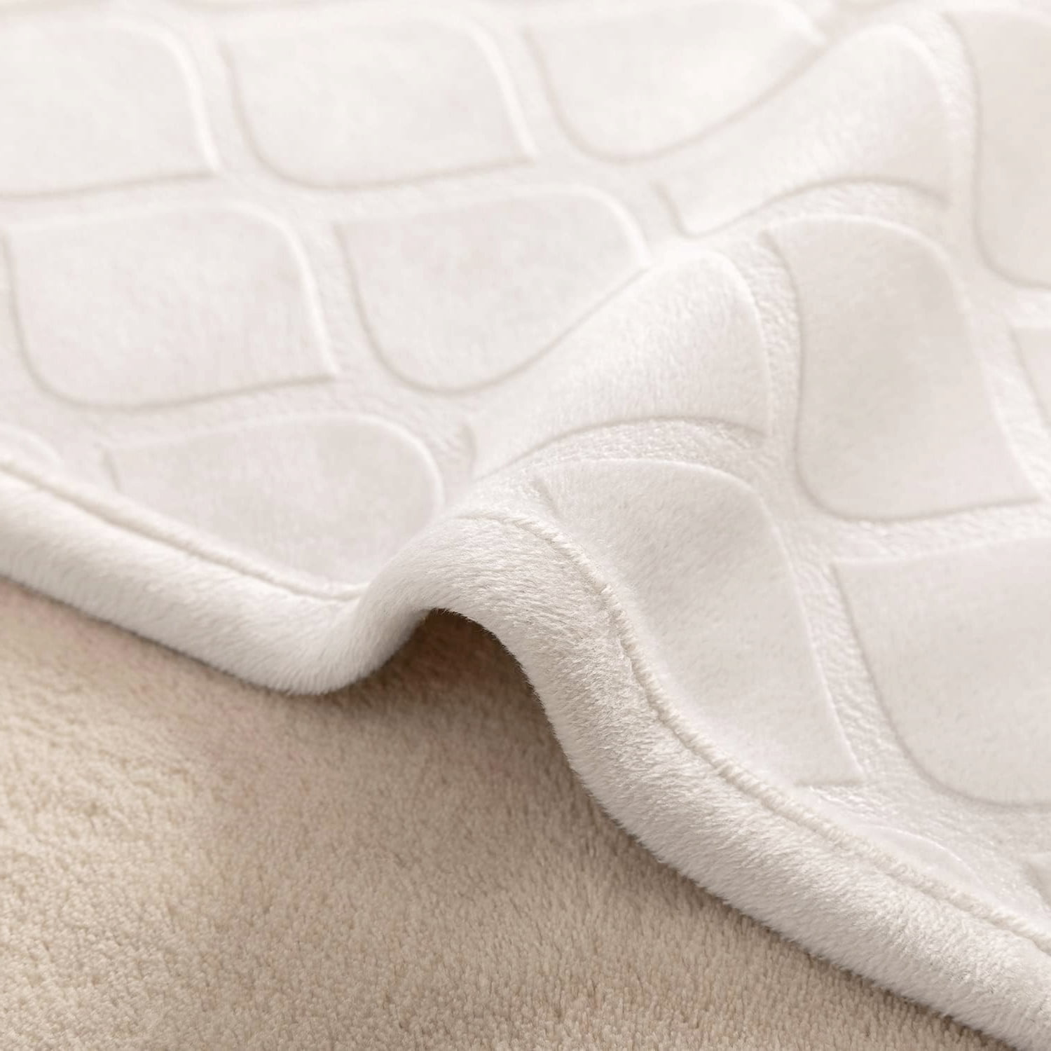 Waterproof Dog Blanket Bed Cover in Cream and Beige, Large 82 x 102 Inch Cozy Pet Throw