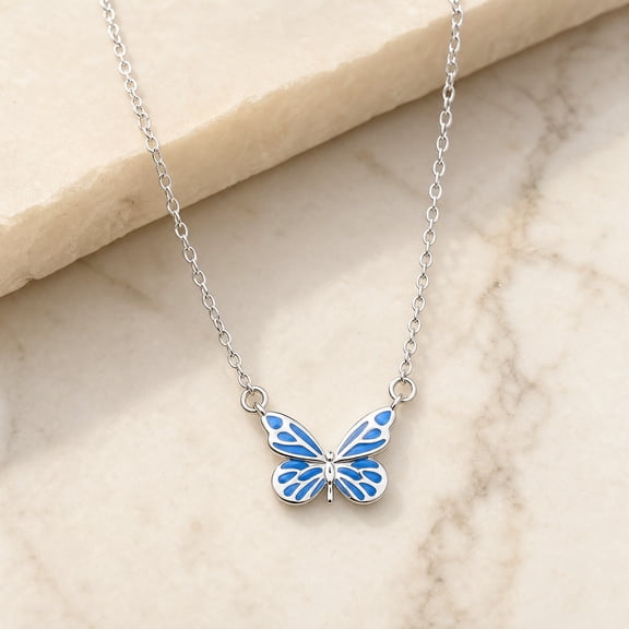 VNOX Butterfly Necklace for Women, Silver Luminous Butterfly Pendant for Daily Wear Fashion Jewelry