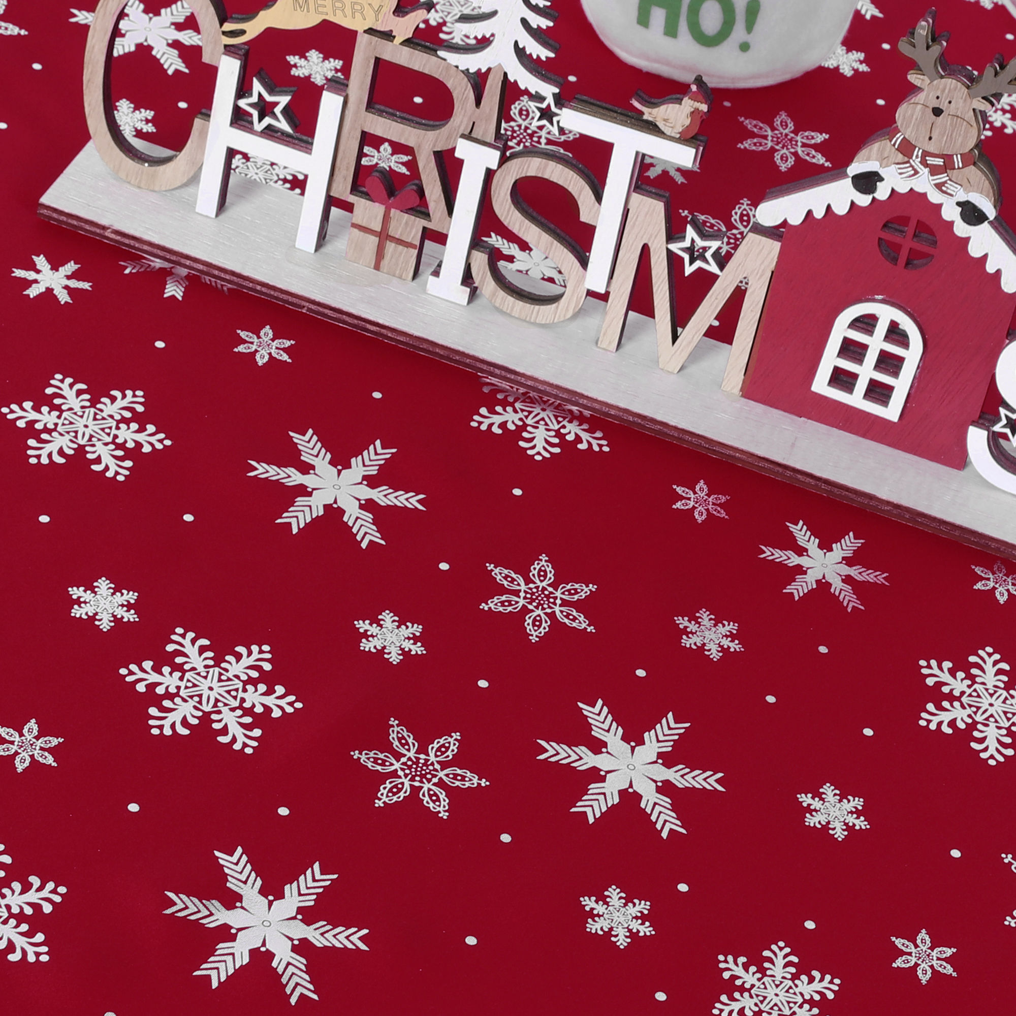 Lushvida Christmas Snowflake Tablecloth, 60" x 84" Rectangle photo 3