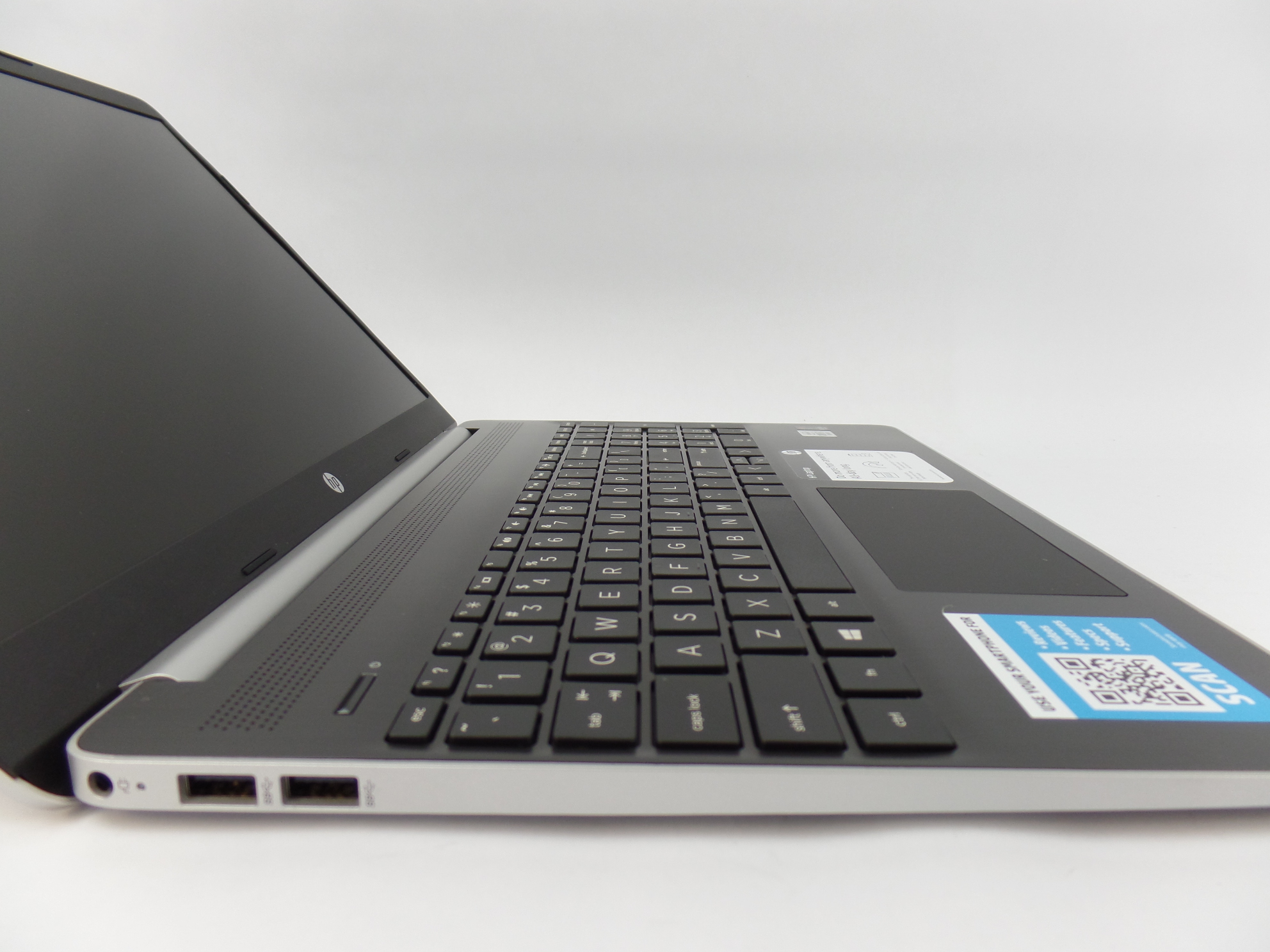 Used (good working condition) HP 15-dy1078nr 15.6" HD i7-1065G7 1.3GHz 8GB 256GB SSD Iris Plus W10H Laptop SD - image 5 of 6