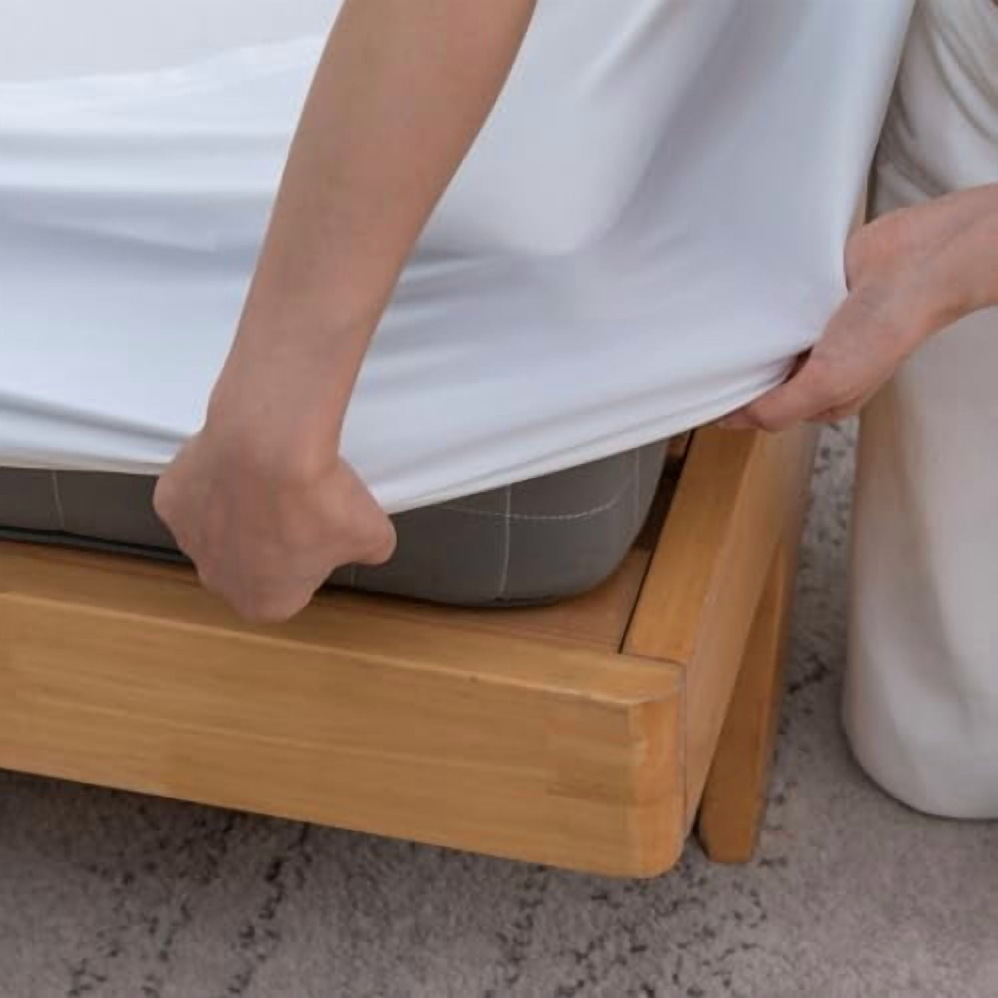 Full Size Box Spring Cover with 4-Way Stretch Elastic Band, Smooth Wrap-Around Bed Skirt for Hotel and Home Use in White