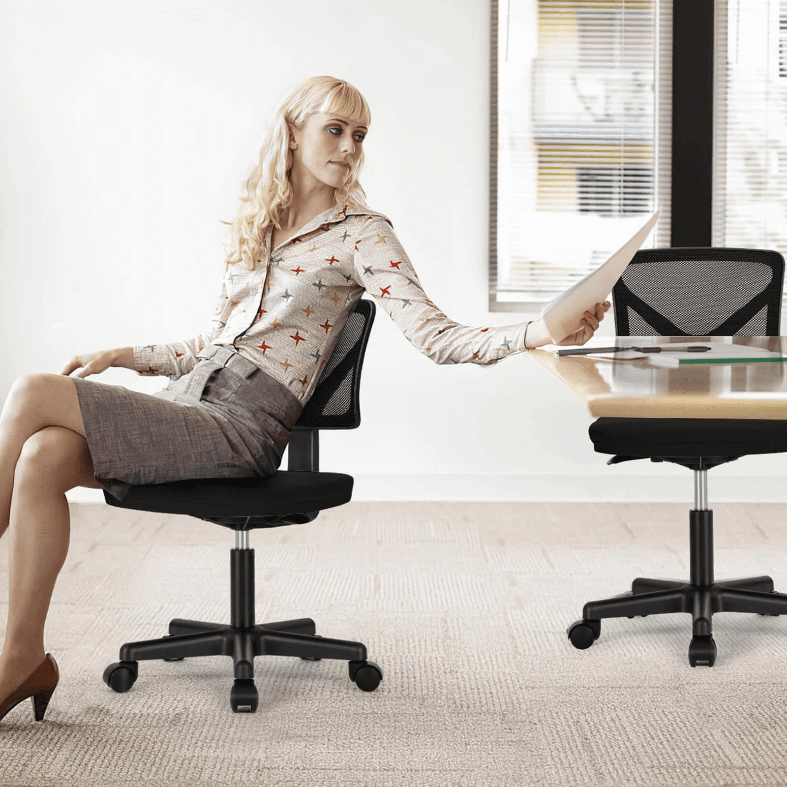 MAYEERTY Home Office Desk Chair, Armless Mesh Computer Chair Small Space Swivel Adjustable Low Back Task Chair for Teens/Adults, Black