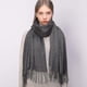 thumbnail image 4 of Bufanda cálida de invierno Pashmina chal para mujeres y hombres bufandas largas y suaves, 4 of 5