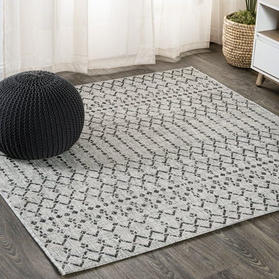 JONATHAN Y SANTA MONICA 5' Square Area Rug, Ourika Moroccan Geometric Textured Weave - Light Gray/Black, SMB108E-5SQ