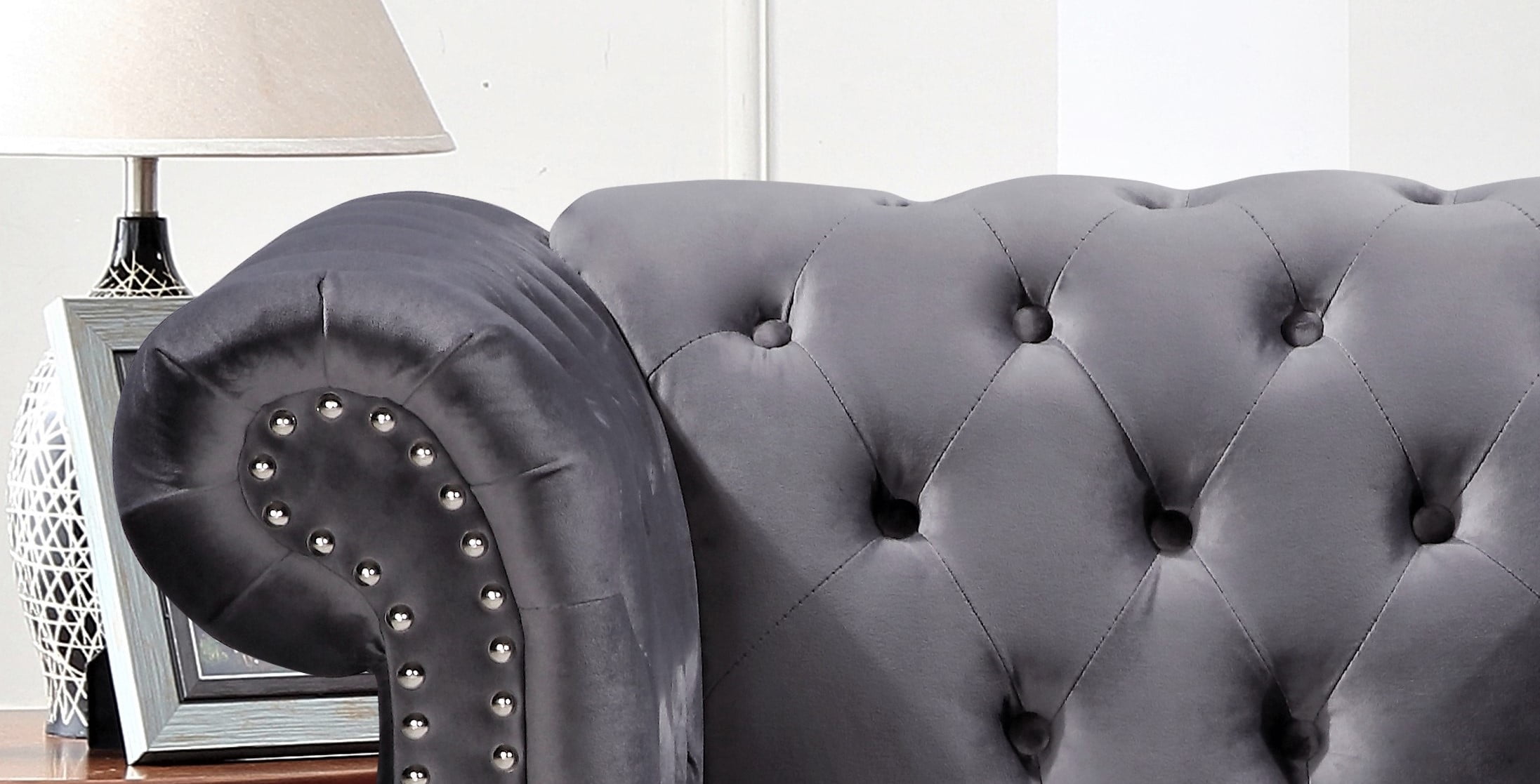 Uspridefurniture Feinstein Velvet Loveseat, Gray