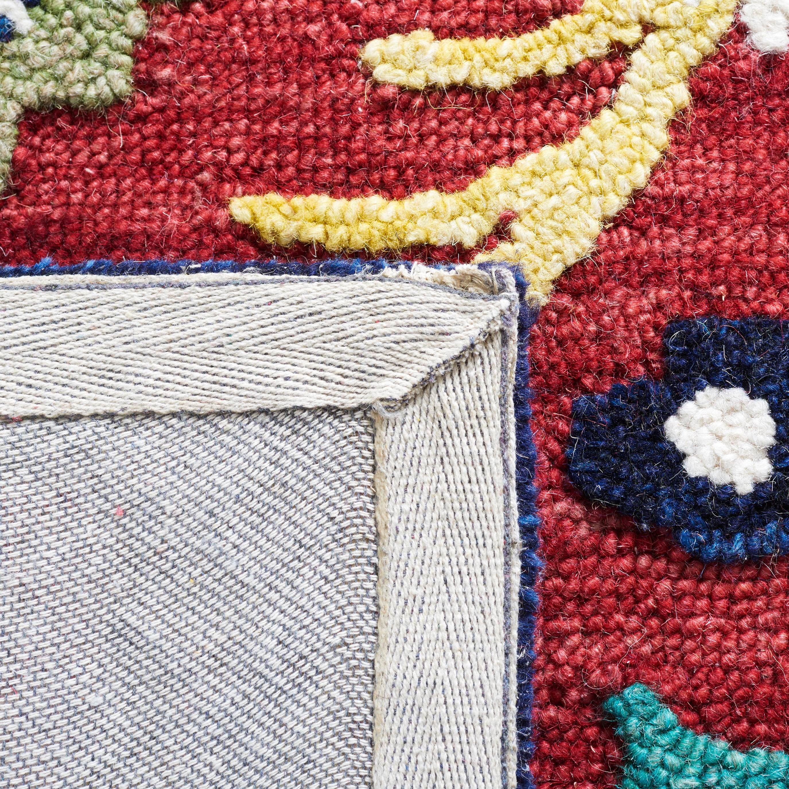 SAFAVIEH Blossom Cantor Floral Area Rug, Red/Yellow, 5' x 8'