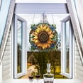 thumbnail image 3 of Adorno colgante de girasol para ventana | Decoración colgante de acrílico con cadena y ventosa | Decoración navideña para el hogar | Ideal para el porche y el coche, 3 of 5