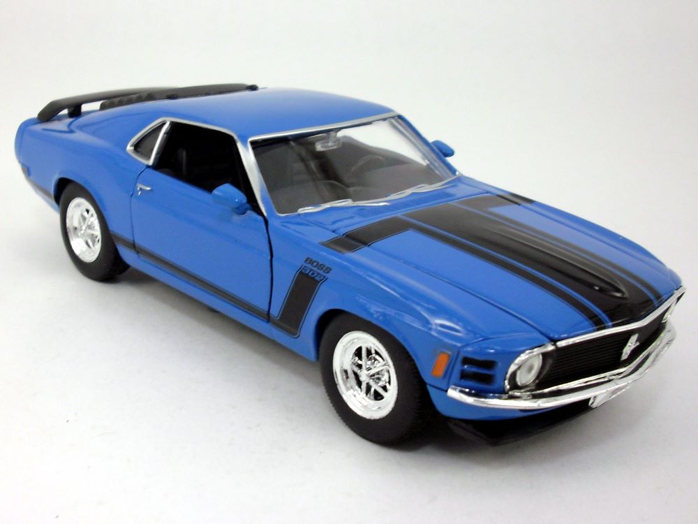 Ford Mustang Boss 302 1970 1/24 Diecast Metal Model - BLUE