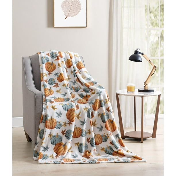 MHF Home Fall Pumpkin Plush Throw Blanket