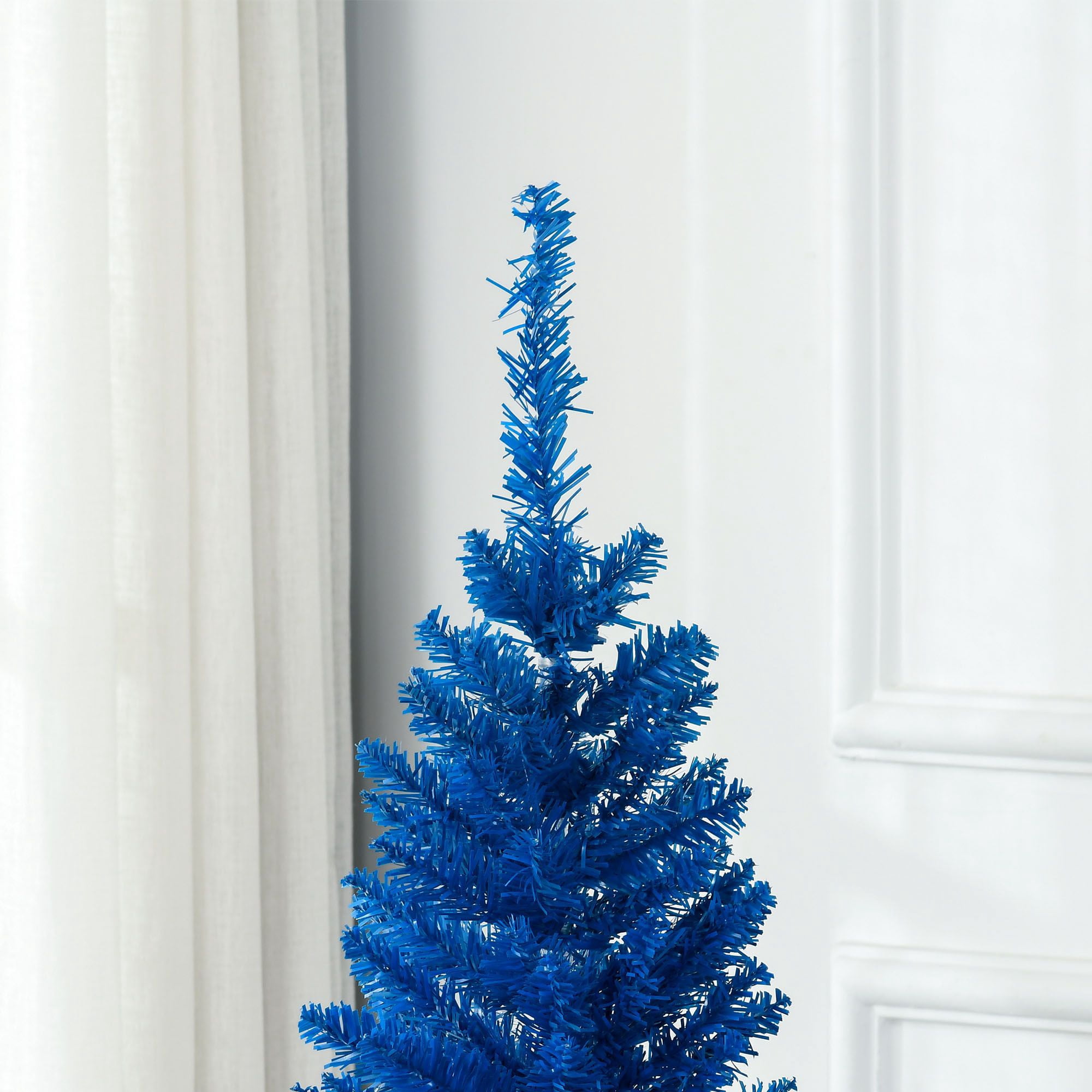 Pencil Christmas Tree, 6 ft Artificial Holiday Tree with 390 Branch Tips and Plastic Stand, Slim Space-Saving Design for Small Rooms and Apartments