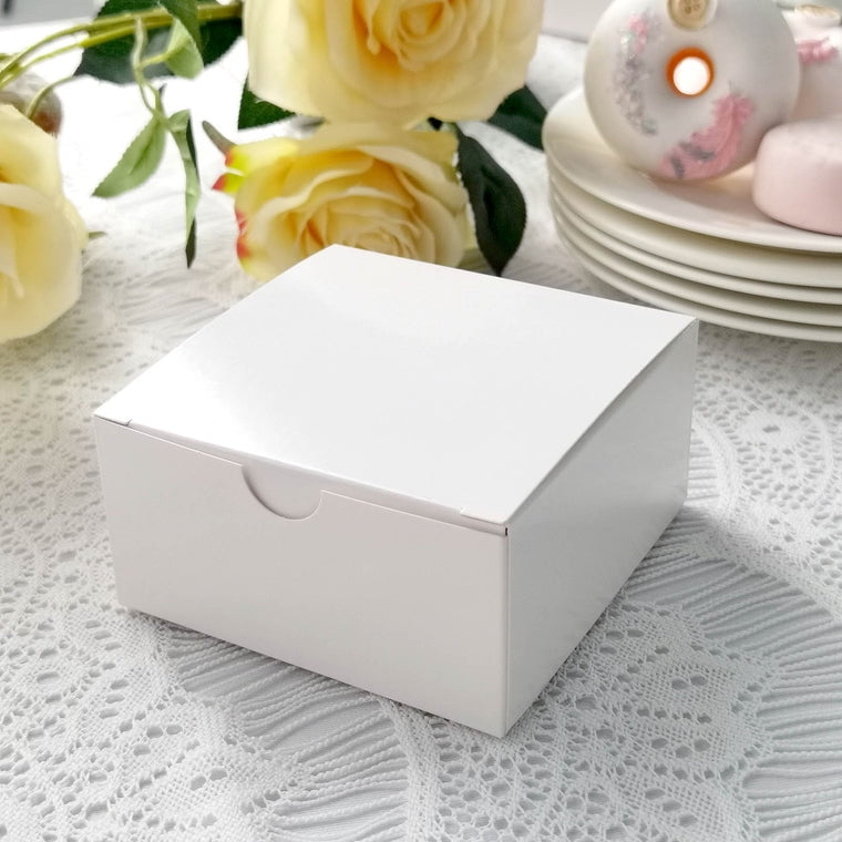 Efavormart 100pcs of 4x4x2 White Cake Box for Candy Treat Gift Wrap Box ...