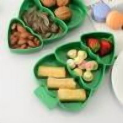 Reusable Christmas Tree Snack Tray Multi-function Candy Serving Platter for Fruits Nuts and Snacks Stylish Festive Dish for Parties and Family Gatherings 3PC