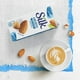 thumbnail image 3 of Silk Bebida De Almendra Sin Azúcar 6 De 946ml Leche Silk Original, 3 of 5