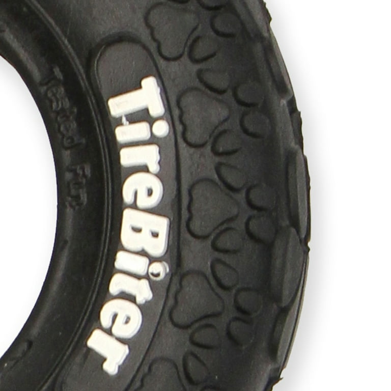 Rubber Tire Dog Toy With Rope