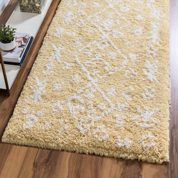 Unique Loom Rabat Shag Collection Area Rug - Tribal (2' 7" x 6' 1" Runner Yellow/Ivory)