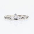 thumbnail image 5 of Anillo de muestra de pétalo brillante con diamantes bañado en plata, anillo de lujo con forma de copo de nieve y flores, regalo sorpresa, 5 of 5