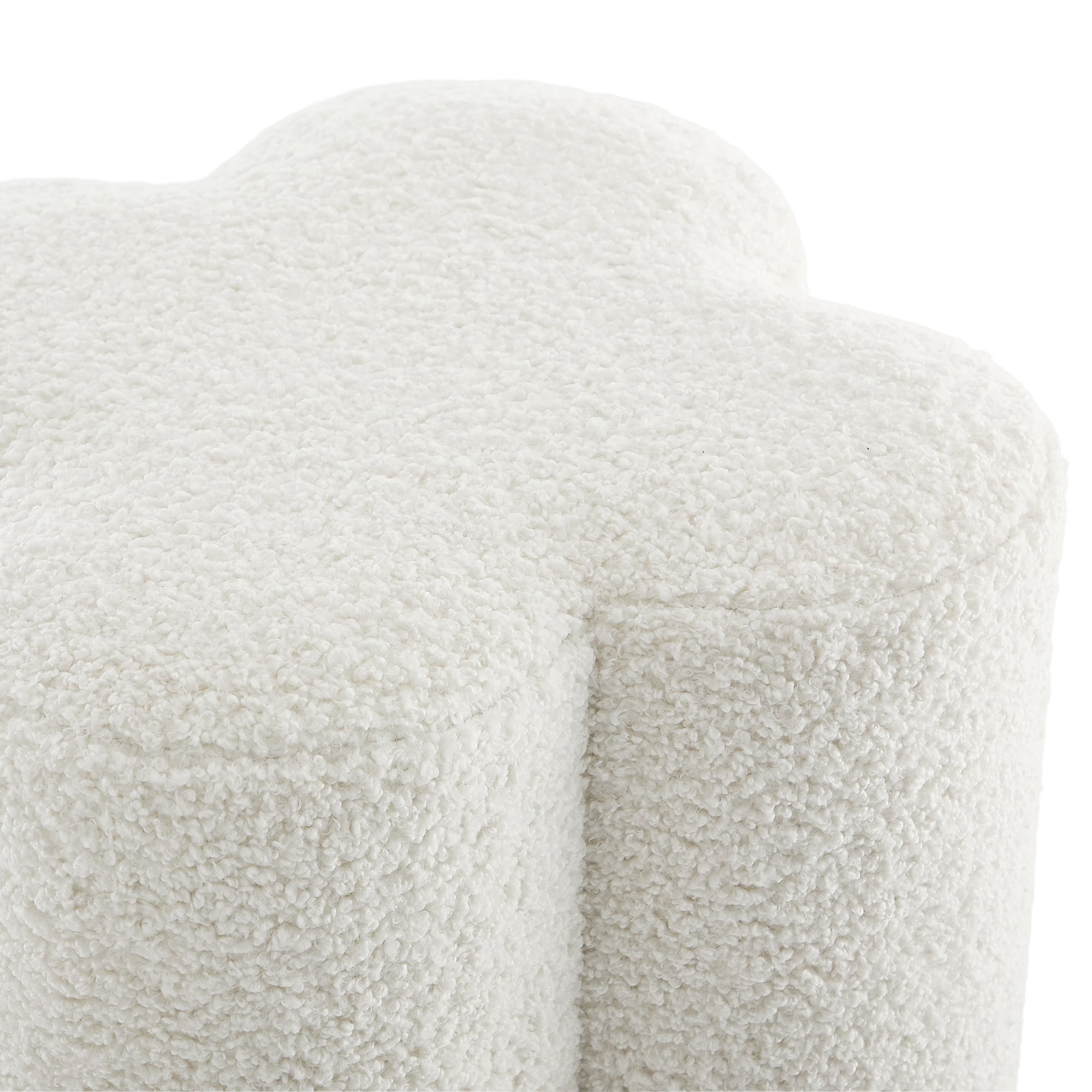 Zesthouse 18.5″Sherpa Fabric Ottoman, Modern Ottoman Coffee Table for Living Room, Flower Shaped Foot Stools, Upholstered Footrest Stool for Couch, White
