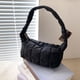 thumbnail image 2 of Bolso de hombro acolchado Zulema para mujer negro, 2 of 8