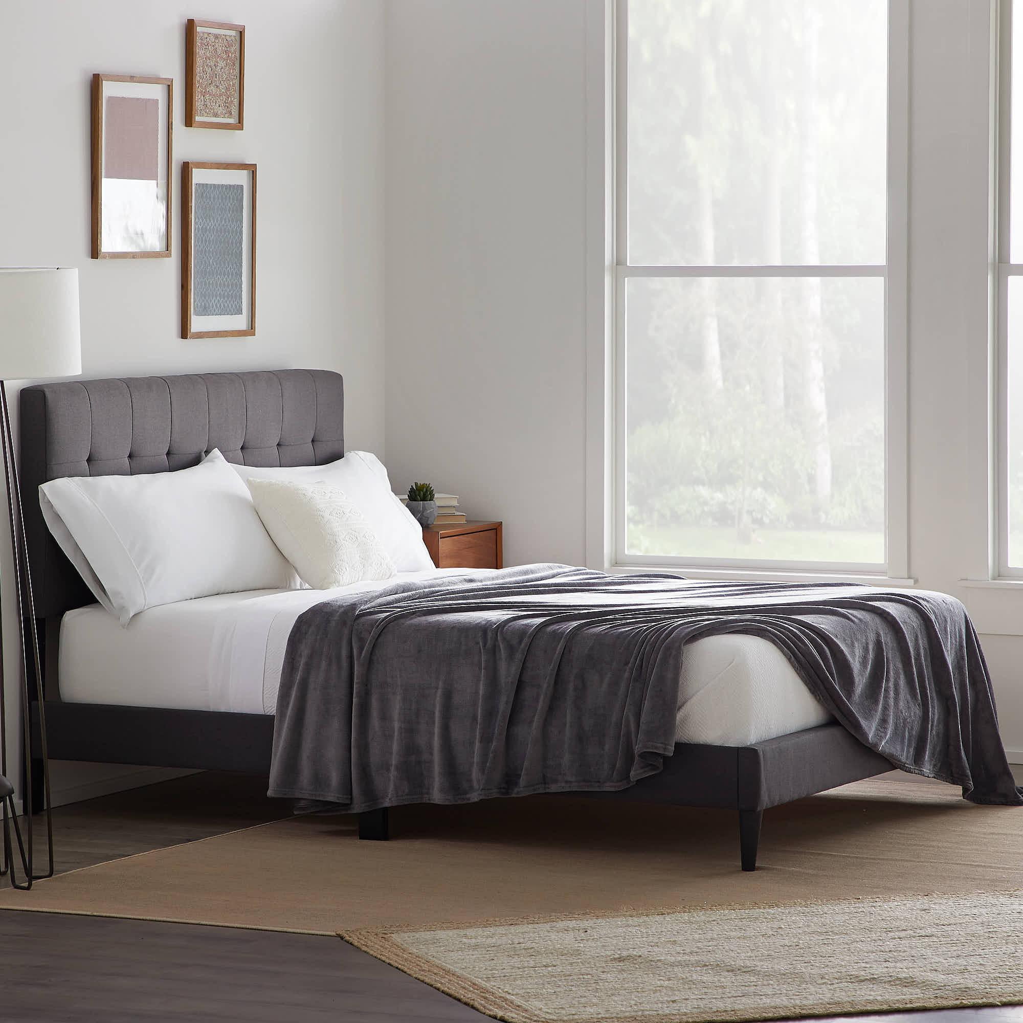 Rest Haven Fleece Blanket - Queen (90" x 90"), Gray