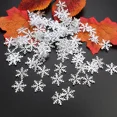 thumbnail image 3 of 300 piezas de copos de nieve navideños de 2 cm, confeti, adornos para árbol de Navidad, decoraciones navideñas para el hogar, suministros de decoración para tartas y fiestas de invierno, 3 of 5