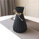 thumbnail image 3 of Florero de plástico irrompible Advancent negro, 3 of 6